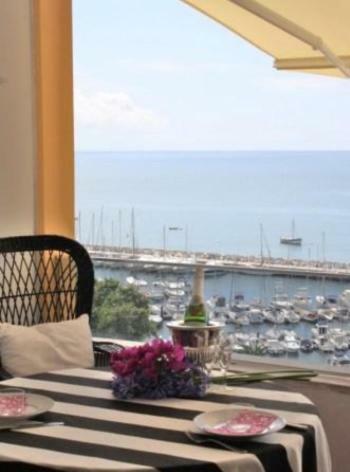 Apartment W Stunning View - Marina - Free Parking & Ac Funchal  Ngoại thất bức ảnh